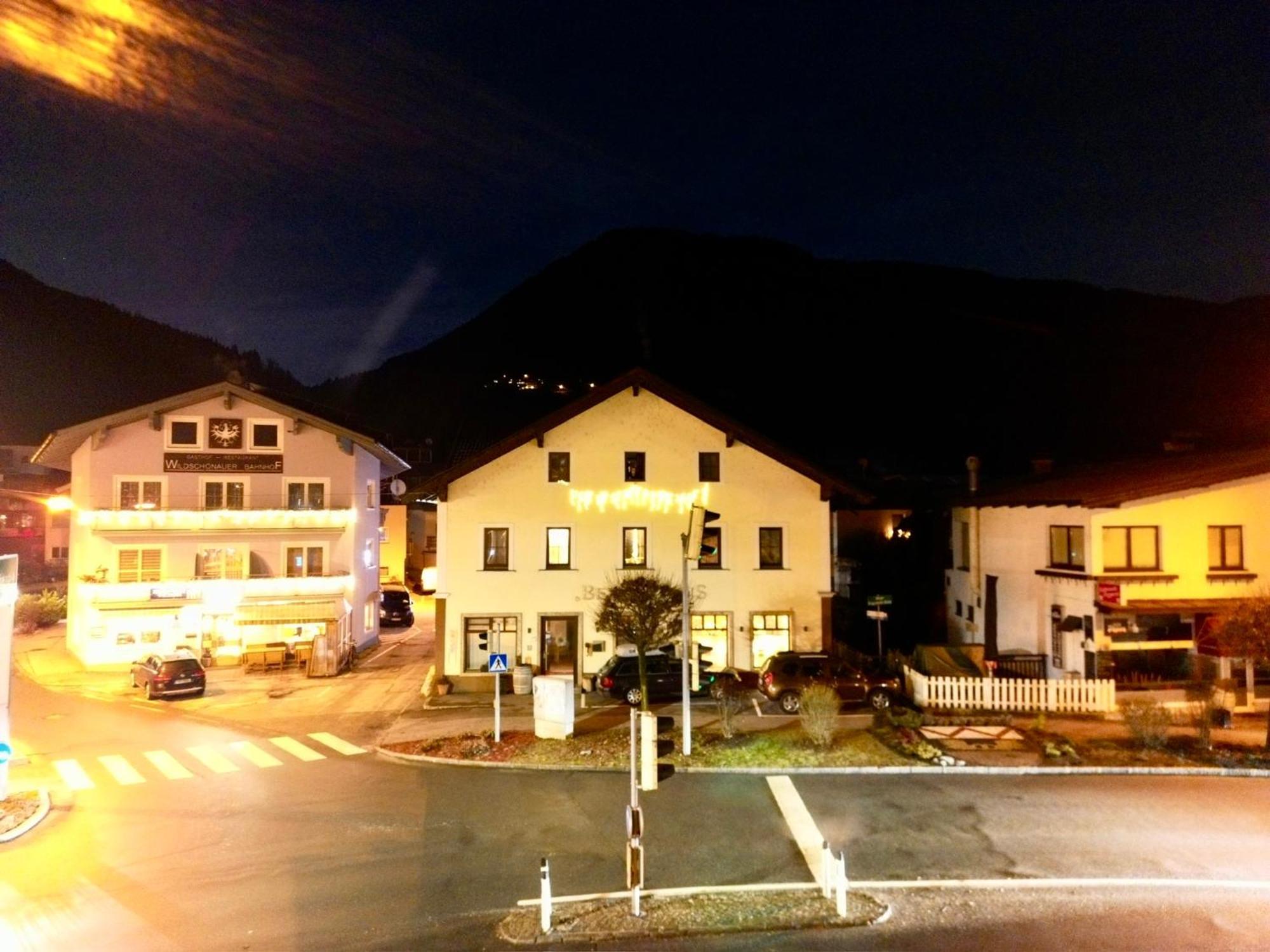 Bed&Rooms, Wörgl Exteriör bild